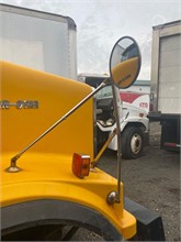 2004 WESTERN STAR 4900 FA Used Glass Truck / Trailer Components for sale