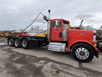2000 PETERBILT 378 Used Roll-Off Garbage Trucks for sale