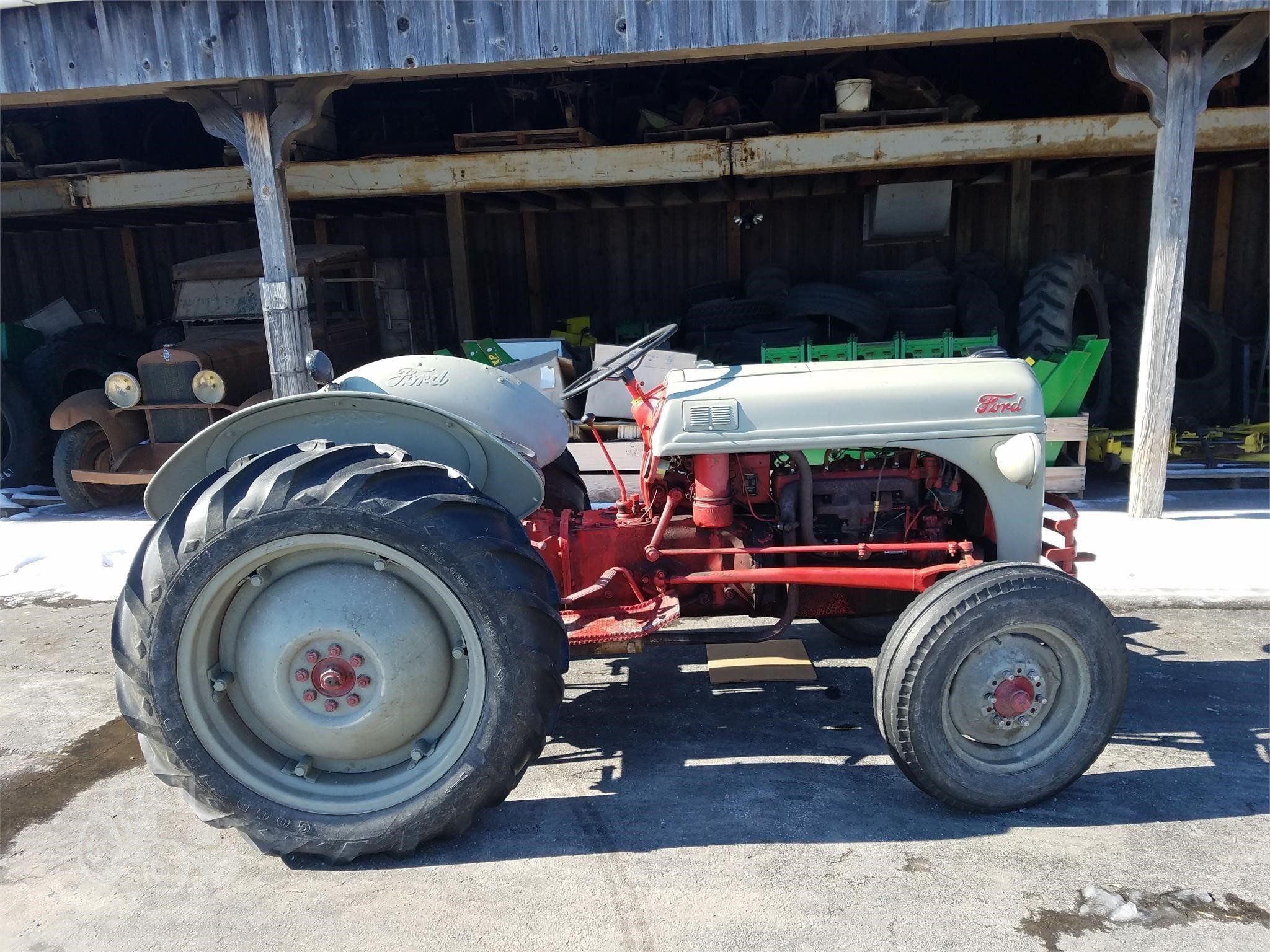 Ford 8n For Sale In Illinois 4 Listings Tractorhouse Com Page 1 Of 1