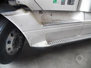 2006 FREIGHTLINER CENTURY CLASS Used Body Panel Truck / Trailer Components for sale
