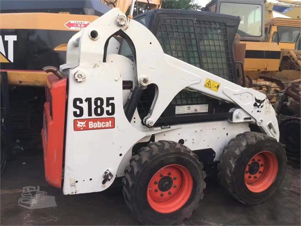 2015 BOBCAT S185 Used Track Skid Steers for sale