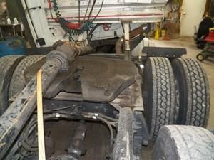 2011 STATIONARY HOLLAND Used Fifth Wheel Truck / Trailer Components for sale