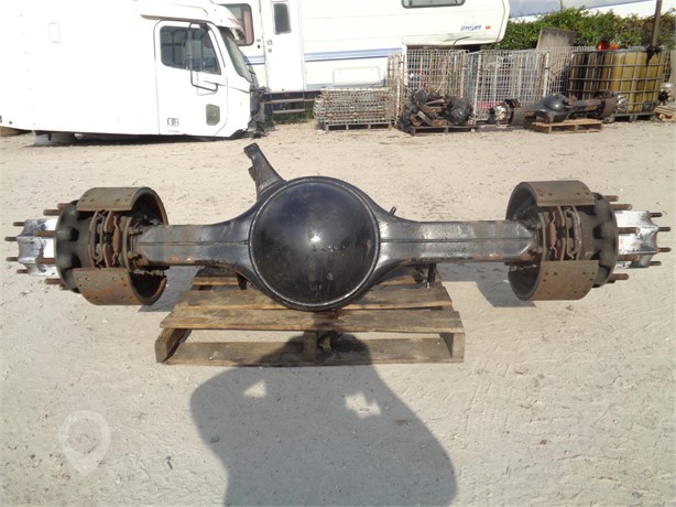 2001 FREIGHTLINER CENTURY FLC120 Used Axle Truck / Trailer Components for sale