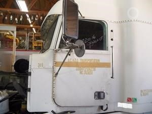 2000 FREIGHTLINER FLD Core Door Truck / Trailer Components for sale