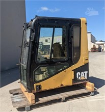 CATERPILLAR 1137207 中古 キャブ、EROPS