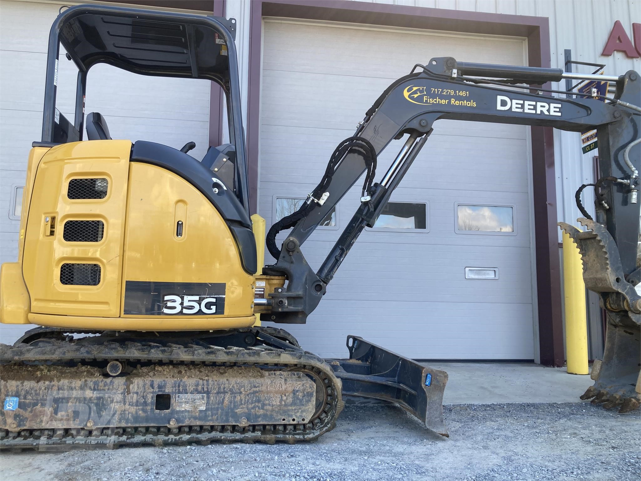 Top 10 Mini Excavator Attachments to Rent for 2021