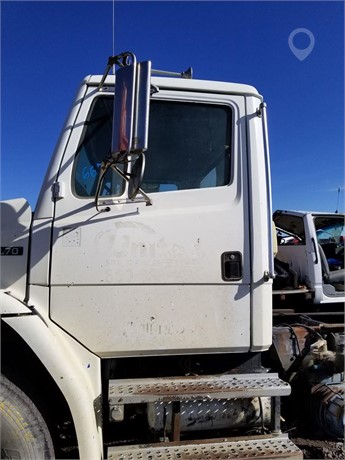 2002 FREIGHTLINER FL70 Used Glass Truck / Trailer Components for sale