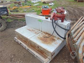 FUEL TANK L-SHAPED TWO COMPARTMENT Used Other Truck / Trailer Components auction results