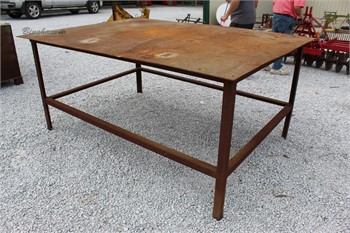 Workmate Table with integrated Vise - Lil Dusty Online Auctions
