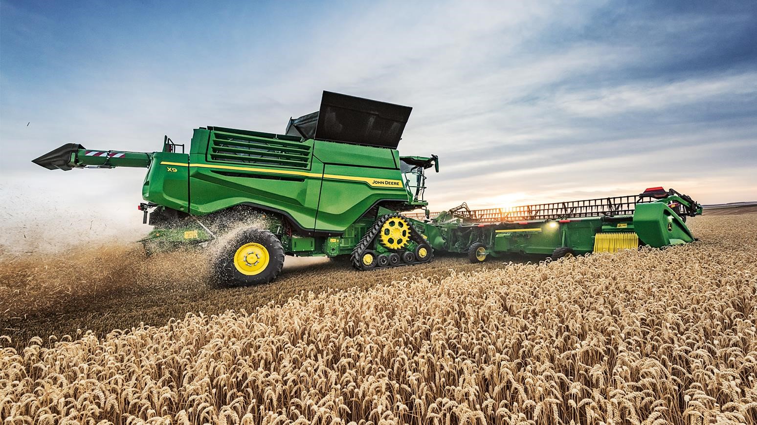 John Deere Unveils X9 Combine Harvester, Advanced Concepts At ...