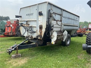 Feed/Mixer Wagon For Sale in WAUSAU, WISCONSIN