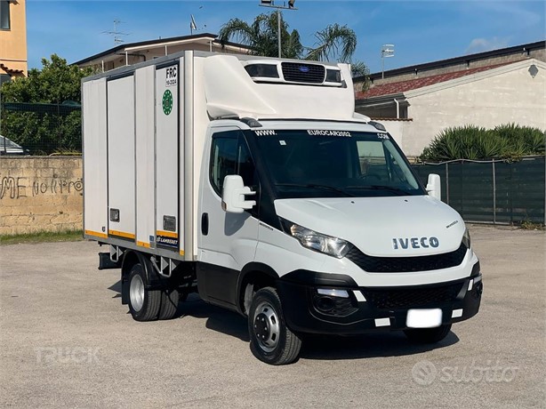 2015 IVECO DAILY 35C15 Used Transporter mit Kühlkoffer zum verkauf
