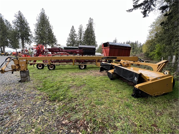 CHALLENGER PTD15 Used Pull-Type Mower Conditioners/Windrowers for sale