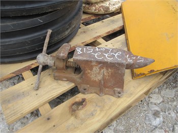 ANVIL VISE VINTAGE COLLECTIBLE Used Antique Tools Antiques upcoming auctions