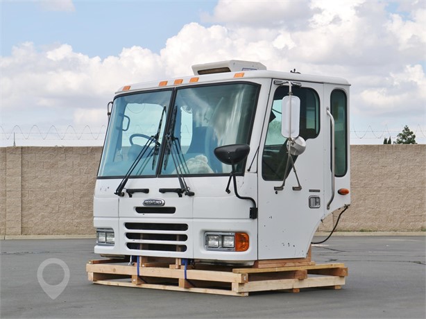 FREIGHTLINER Used Cab Truck / Trailer Components for sale