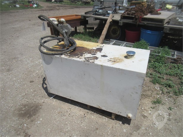 PICKUP FUEL TANK 110 GALLON WITH PUMP Used Fuel Pump Truck / Trailer Components auction results