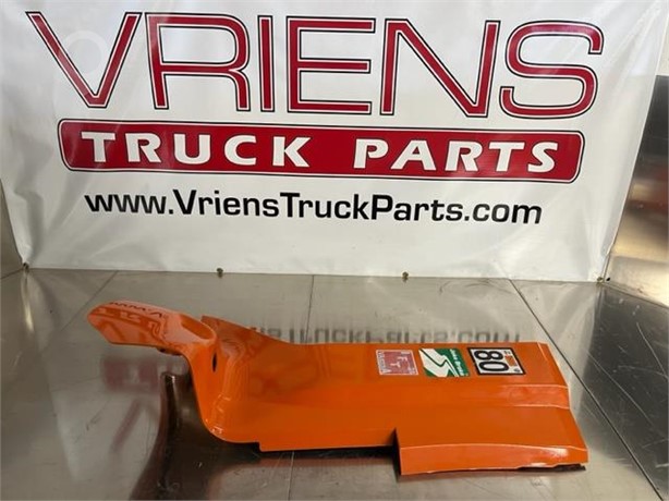 2022 KENWORTH T680 Used Body Panel Truck / Trailer Components for sale
