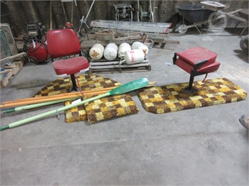 BOAT SEATS ATTACHED TO FLOOR Used Sporting Goods / Outdoor Recreation Personal Property / Household items upcoming auctions