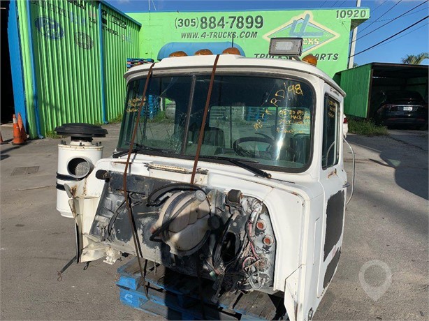 1998 MACK Used Cab Truck / Trailer Components for sale