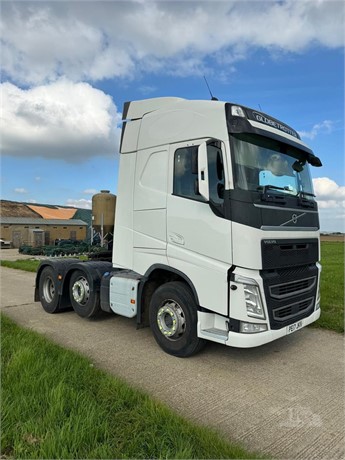 2017 VOLVO FH460 Used Tractor with Sleeper for sale