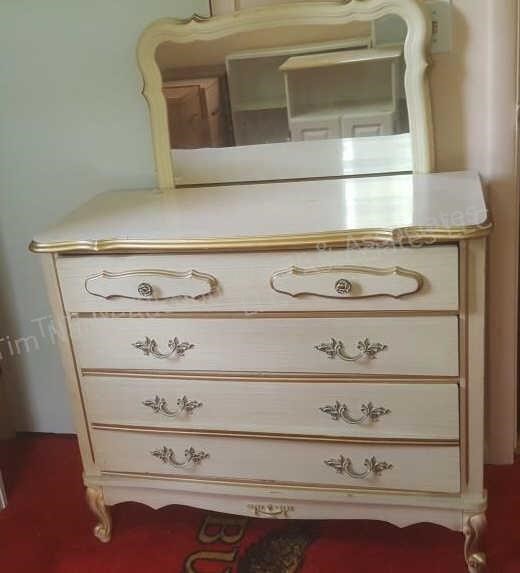 4 Drawer French Provincial Style Dresser Tim Narhi Auctioneer