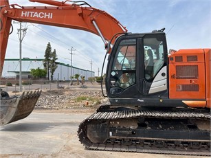 HITACHI ZX245 Construction Equipment For Sale | MachineryTrader.com