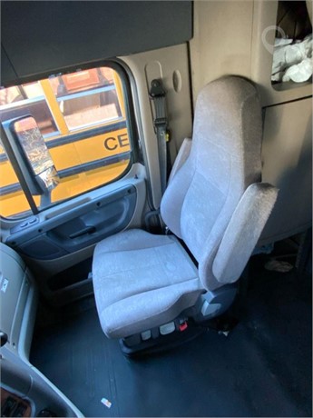 2015 FREIGHTLINER CASCADIA 125 Used Seat Truck / Trailer Components for sale