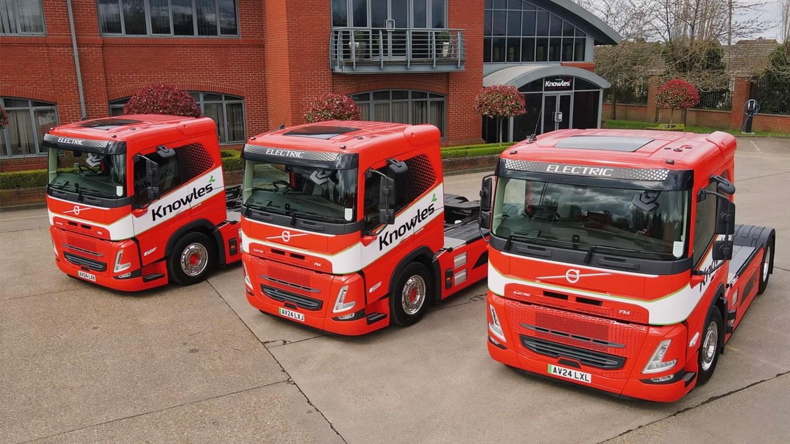 Knowles Logistics Advances Sustainability Efforts With New Volvo FM Electric Tractor Units