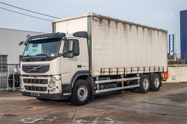 2011 VOLVO FM330 Used Houttransporters te koop