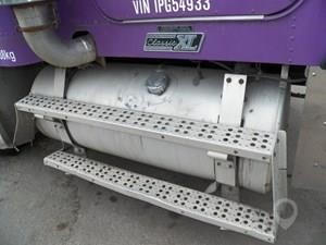2000 FREIGHTLINER FLD120 CLASSIC Used Fuel Pump Truck / Trailer Components for sale
