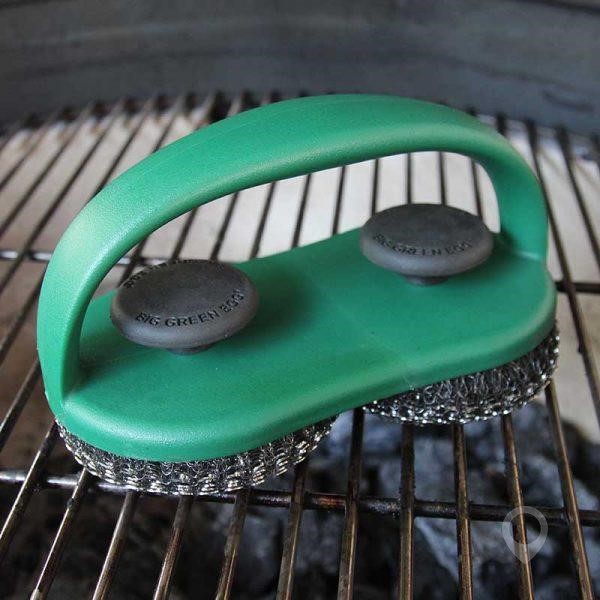 BIG GREEN EGG GRID CLEANER – STAINLESS STEEL DUAL SCRUBBER New Kitchen / Housewares Personal Property / Household items for sale