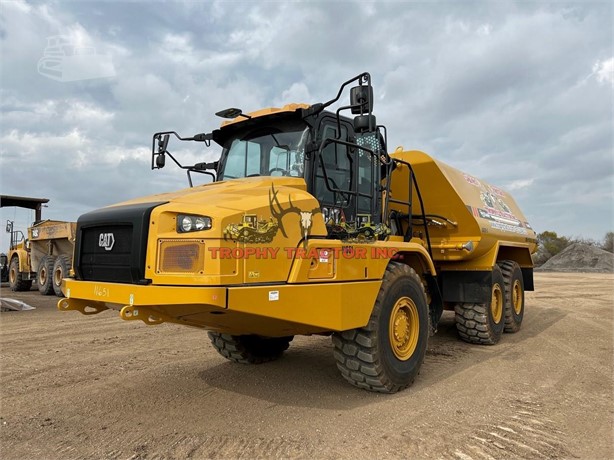 2021 CATERPILLAR 725 Used 給水車設備 for rent