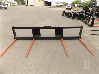 Notch ADJUSTABLE TWO BALE SPEAR For Skid Steer quick con Bale