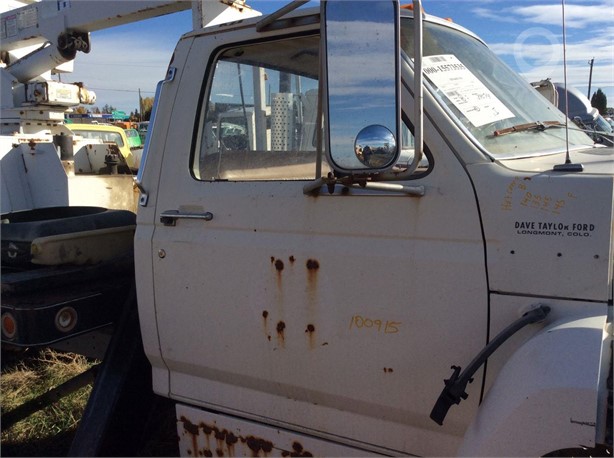 1985 FORD F600 Used Door Truck / Trailer Components for sale