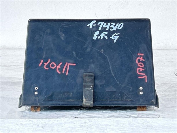 2003 FORD F650 Used Battery Box Truck / Trailer Components for sale