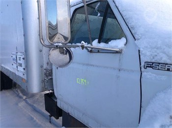 1999 FORD F800 Used Glass Truck / Trailer Components for sale