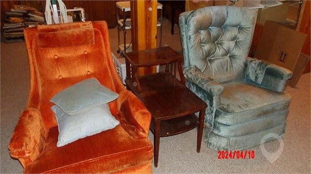 2 VINTAGE CHAIRS & END TABLE Used Chairs / Stools Furniture auction results