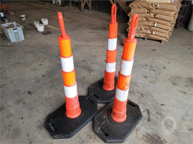 TRAFFIC CONES Used Other auction results