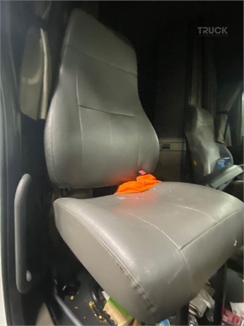 2012 FREIGHTLINER CASCADIA 125 Used Sitz LKW- / Anhängerkomponenten zum verkauf