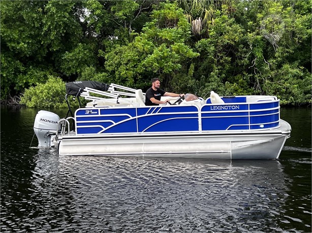 2023 CARAVELLE BOAT GROUP LEXINGTON MARINE GROUP 318 FISH New Pontoon / Deck Boats for sale