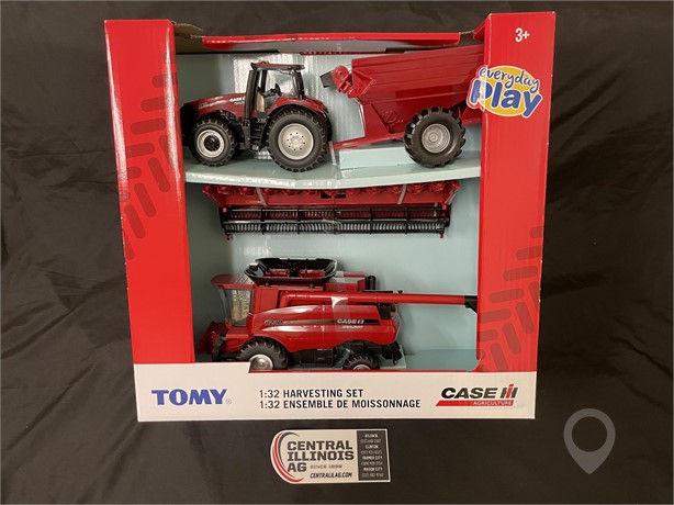 CASE IH HARVESTING SET 1/32 SCALE New Die-cast / Other Toy Vehicles Toys / Hobbies for sale