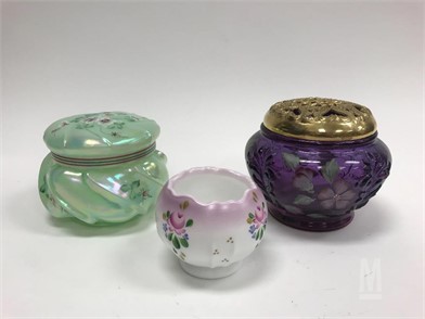 Collection Of 3 Hand Painted Fenton Glass Items Otros - bacon hair fat legs roblox