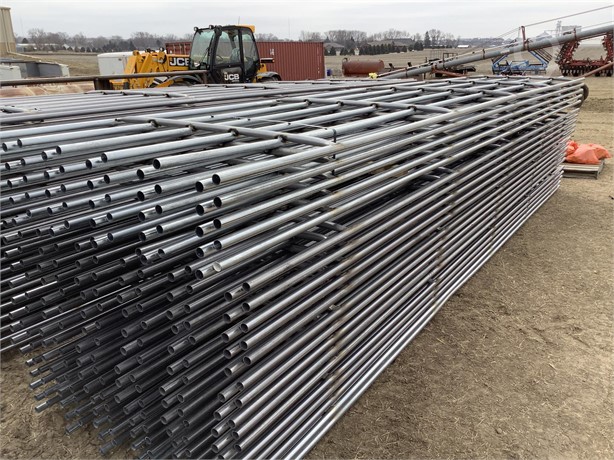 (10) CONTINUOUS FENCE PANELS Used Other auction results