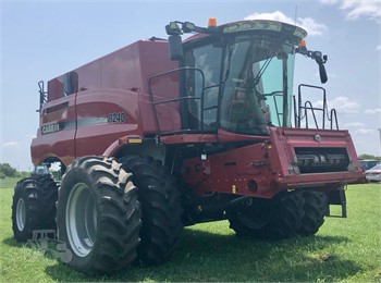 CASE IH 8240 Combines For Sale