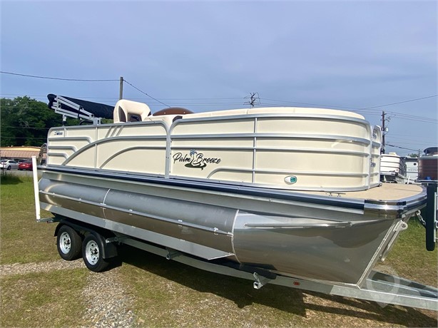2024 INTERNATIONAL LEXINGTON 320 HPT CRUISE TRI-TOON New Pontoon / Deck Boats for sale