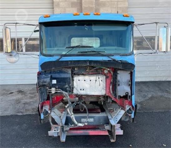 KENWORTH T800 Used Cab Truck / Trailer Components for sale