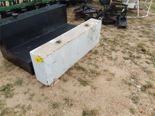 40 GALLON FUEL TANK Used Fuel Pump Truck / Trailer Components auction results