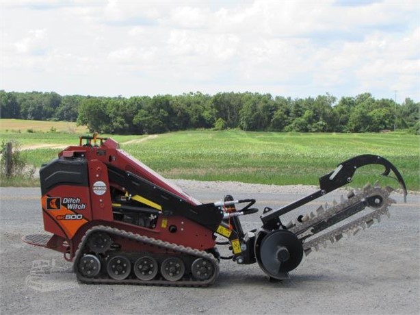 2018 BLUE DIAMOND 131125-25 Used Trencher for hire