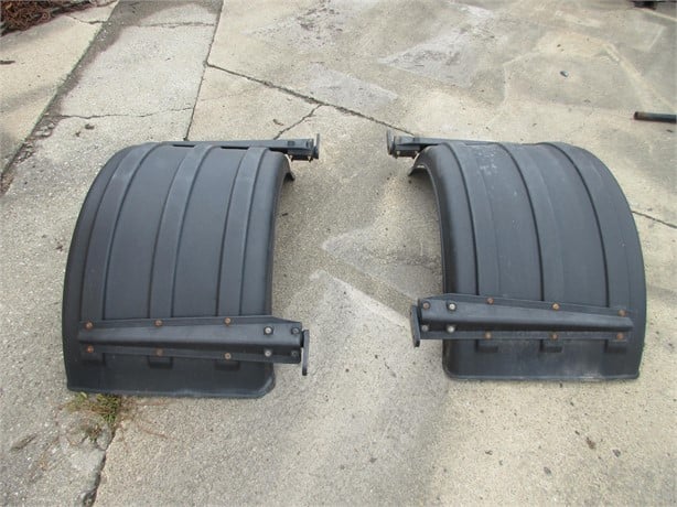 USED POLY HALF FENDERS Used Other Truck / Trailer Components auction results