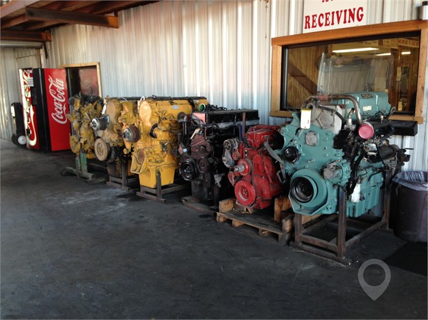 CUMMINS Used Engine Truck / Trailer Components for sale